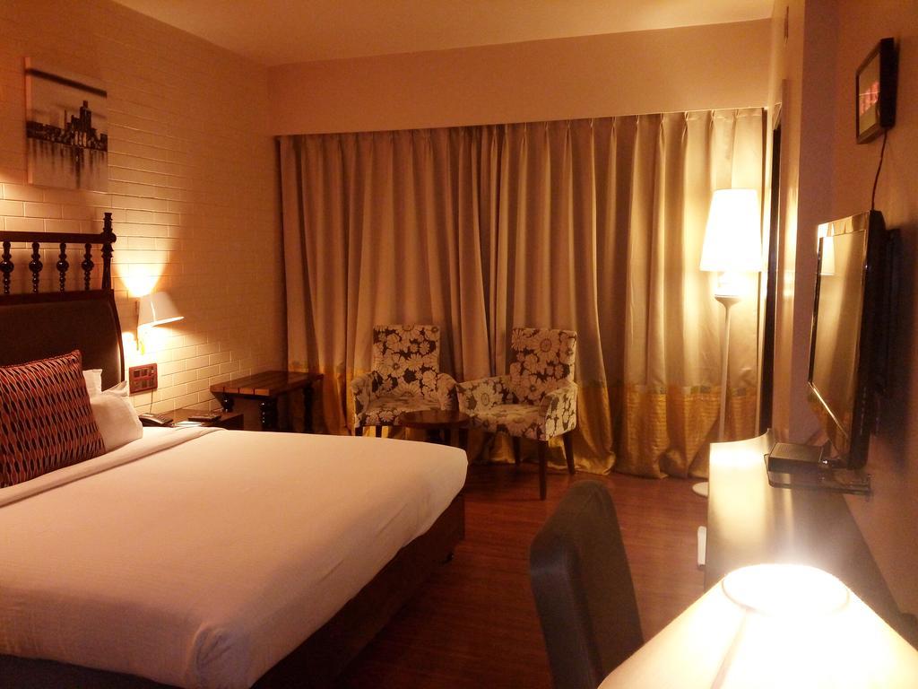 Best Western Plus O2 Indore Exterior photo