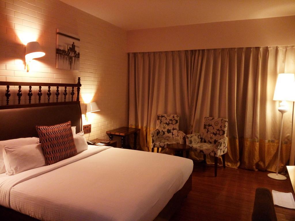 Best Western Plus O2 Indore Exterior photo